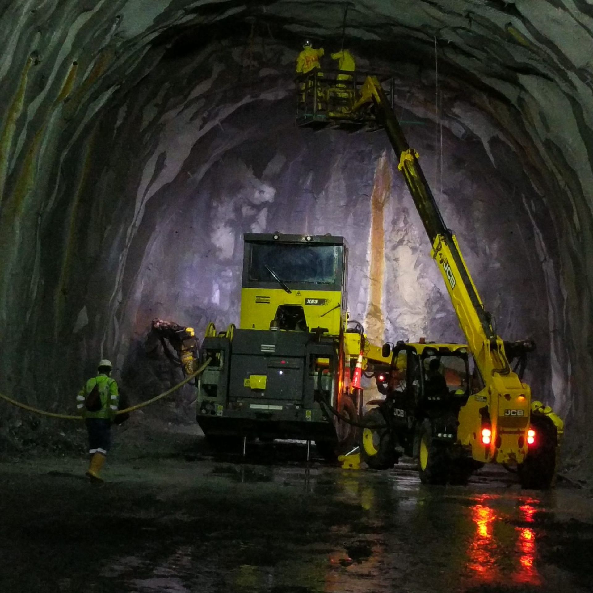 Túnel carretero mediante avance tradicional